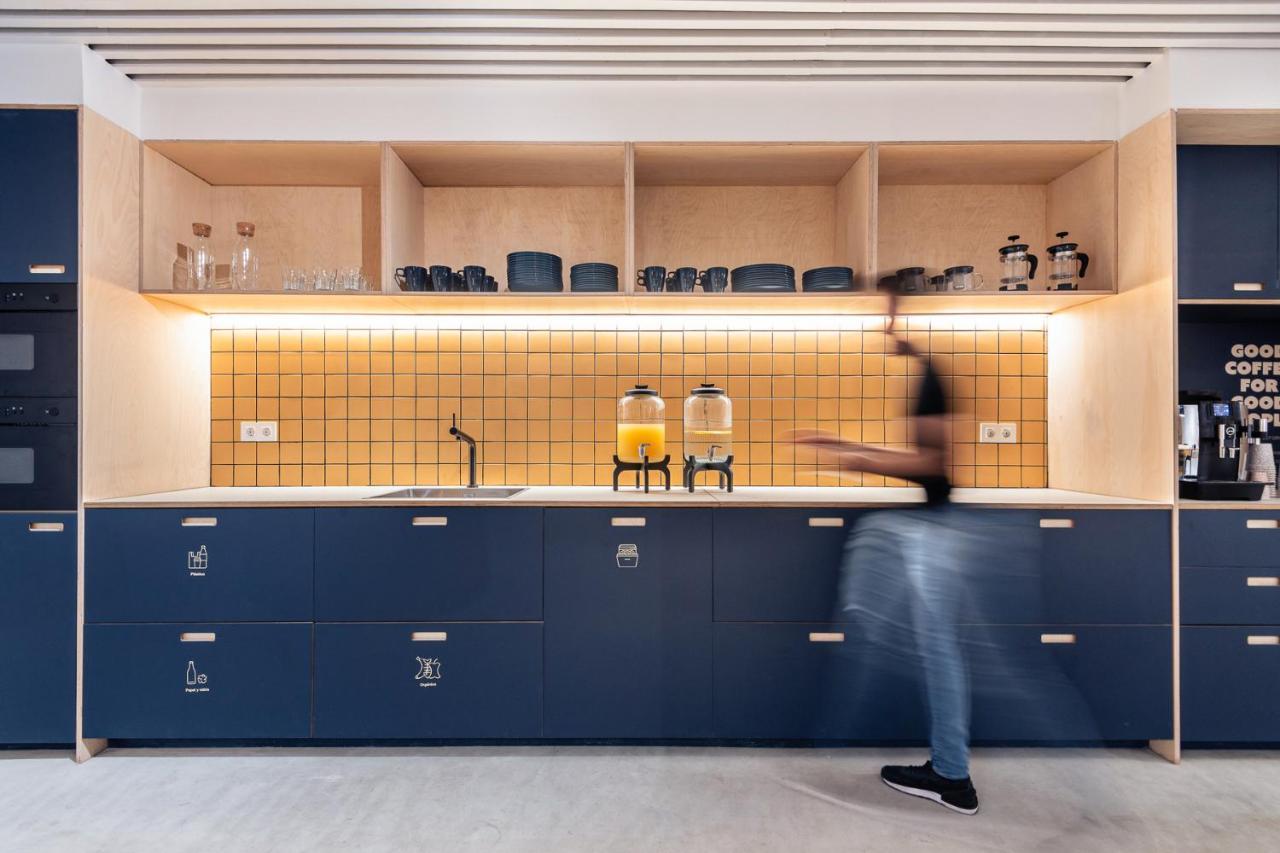Colo Colo Hostel - Single Private Beds - San Sebastian, San Sebastian